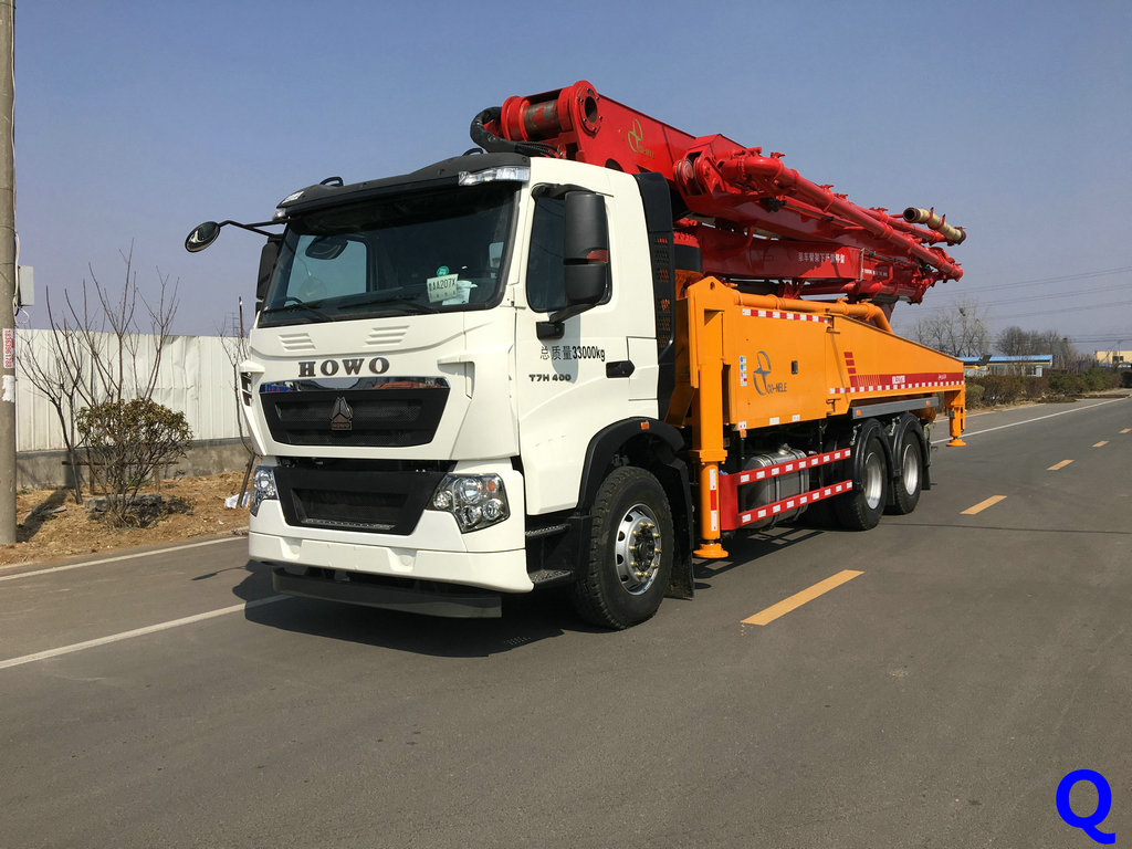 小型混凝土泵車。天泵，混凝土泵車，小型泵車